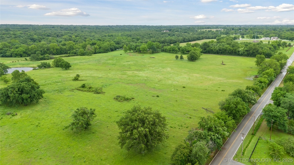 25901 E 51st St S, Broken Arrow, OK 74014 - photo 1
