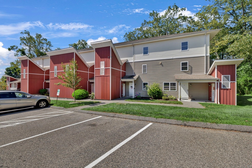 23 Scuppo Rd unit 5-9, Danbury, CT 06811 - photo 1