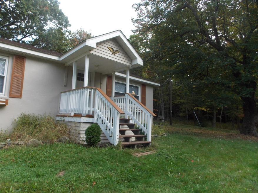 332 Pennsylvania 390, Cresco, PA 18326 - photo 1