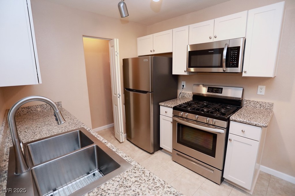 Under Contract $208,000