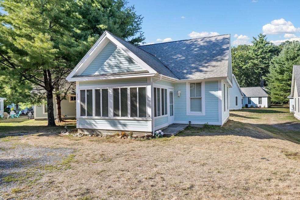 454 Post Rd unit 235, Wells, ME 04090 - photo 1