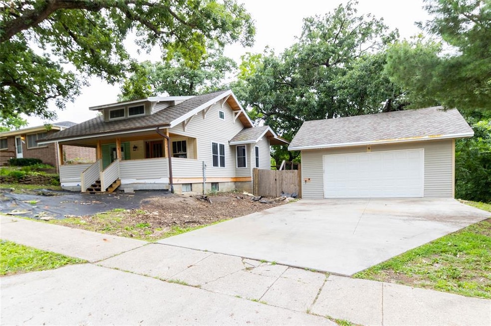 3314 S Union St, Des Moines, IA 50315 - photo 1