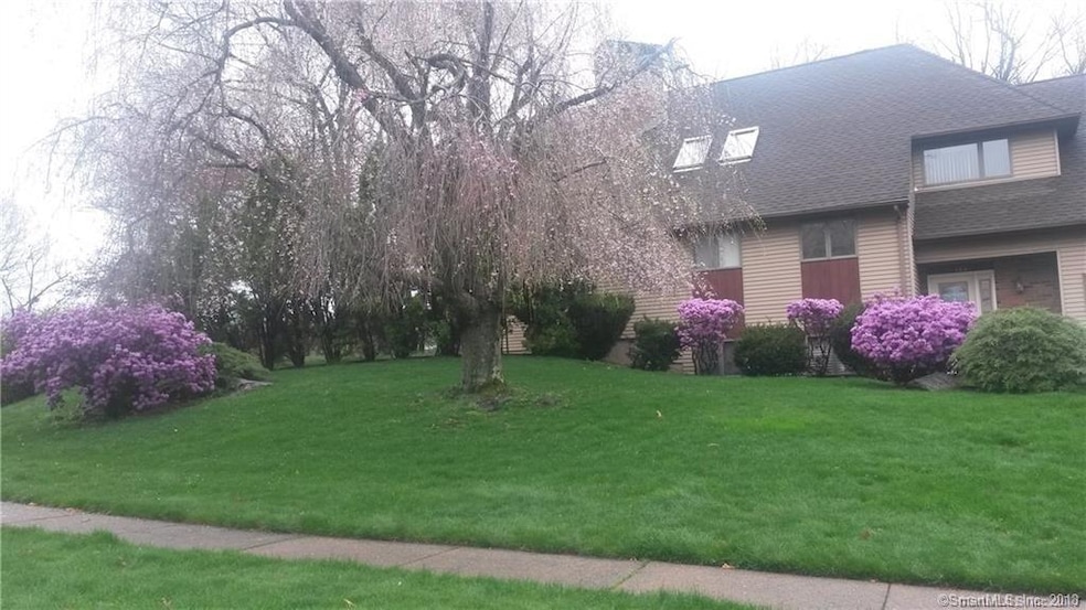 183 Knollwood Rd, Manchester, CT 06042 - photo 1