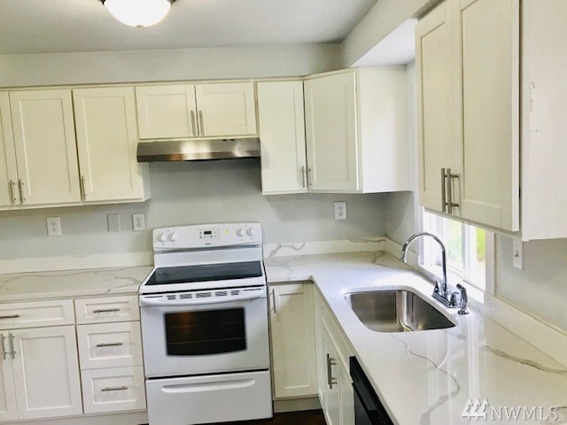 1617 S 255th Place, Des Moines, WA 98198 - photo 1