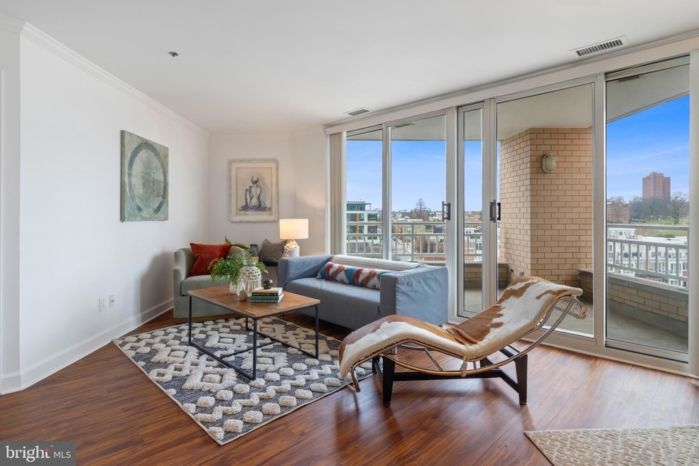 Harborview Towers unit 713, Baltimore, MD 21230 - photo 1