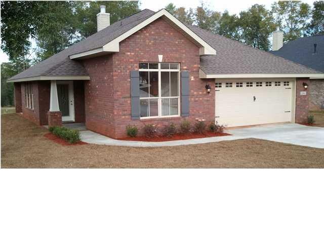 Charming 3/2 with high ceilings. Fireplace, double
