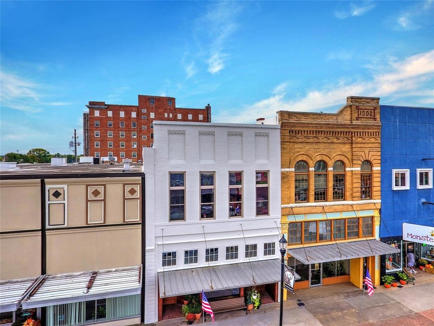 404 W Main St unit 201, Denison, TX 75020 - photo 1