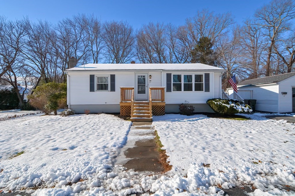 14 Batten St, Webster, MA 01570 - photo 1