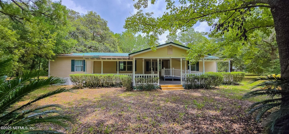 5566 Oregon Trail, Middleburg, FL 32068 - photo 1