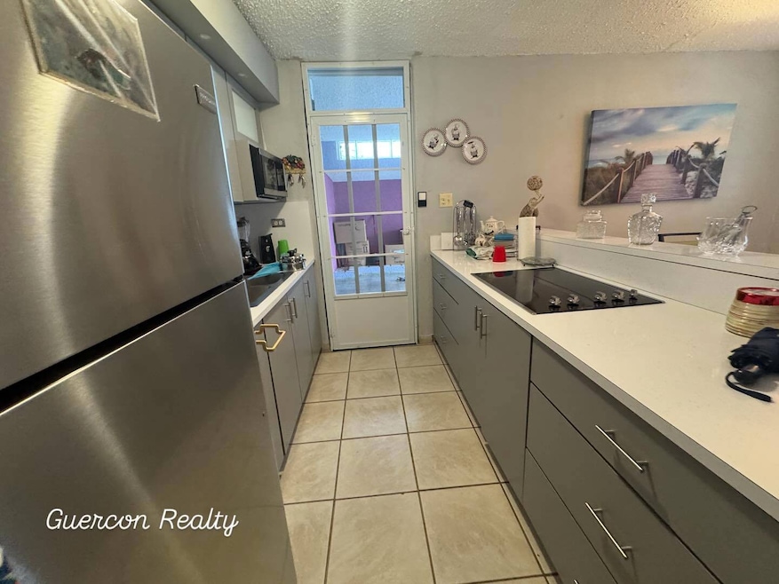 23 Levittown Lakes, Toa Baja, PR 00949 - photo 1