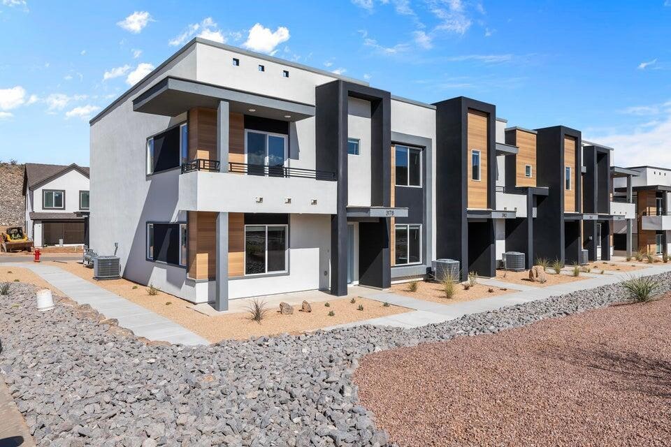 For Sale $370,625 • Co-Listing Agent