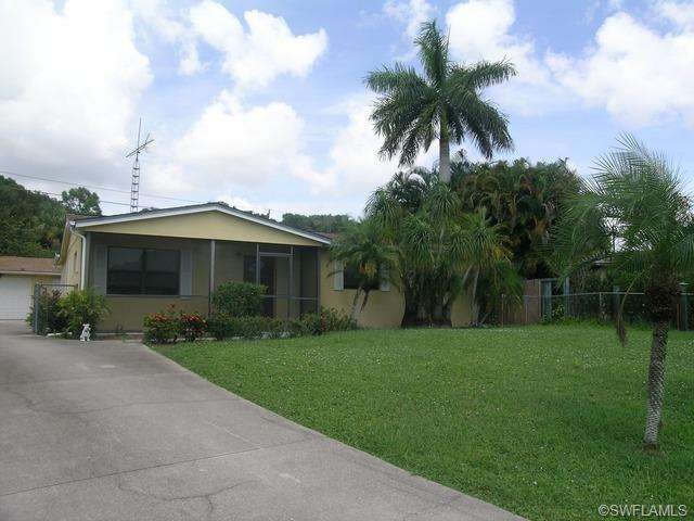 4131 Coconut Circle N. Front View