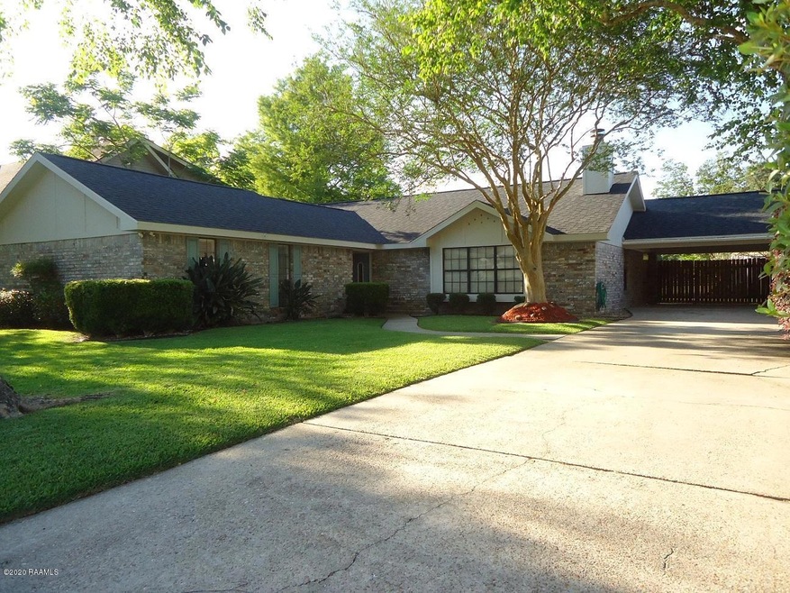 Front of 117 Briar Green Dr.