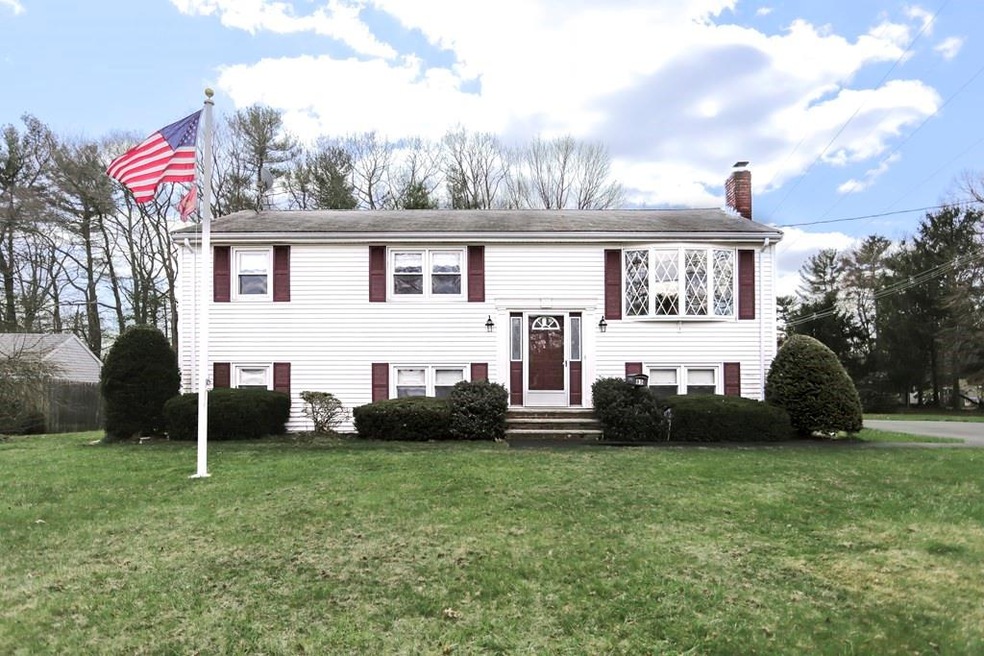 85 Hersey Ln, Abington, MA 02351 - photo 1