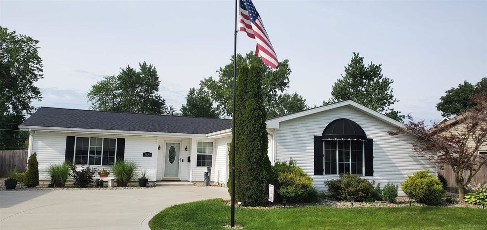 3129 Bowstring Pass, Fort Wayne, IN 46808 - photo 1