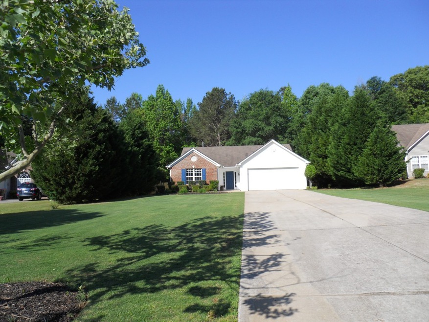 5488 Amber Cove Way, Flowery Branch, GA 30542 - photo 1