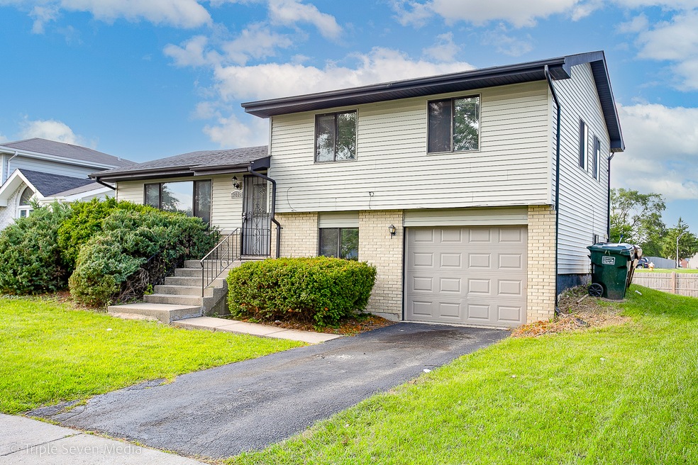 4212 186th Place, Country Club Hills, IL 60478 - photo 1