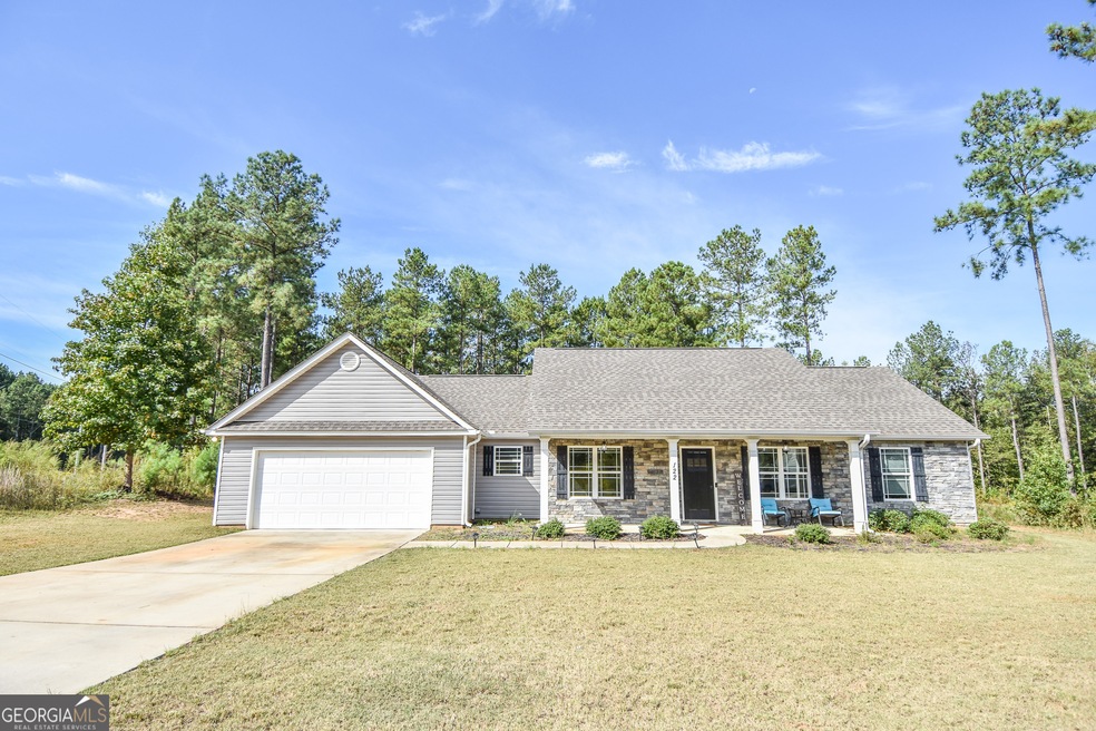 122 Needleleaf Ct unit 44, Barnesville, GA 30204 - photo 1