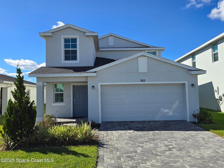 762 Papillon St SW, Palm Bay, FL 32908 - photo 1