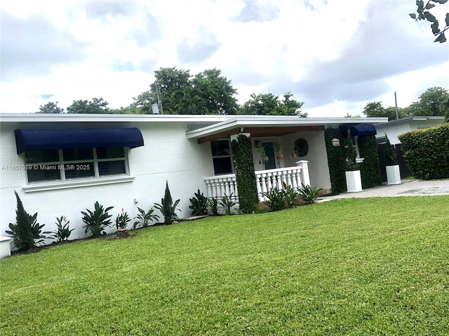 6450 SW 19th St, Miami, FL 33155 - photo 1