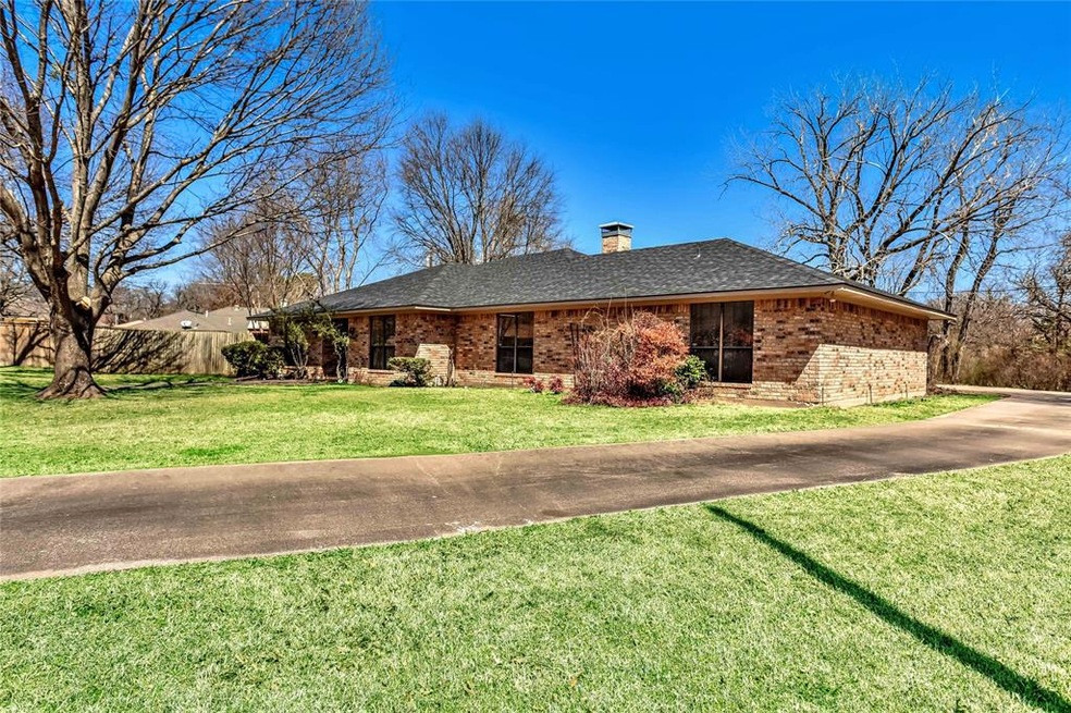 4009 Shadow Cir, Denison, TX 75020 - photo 1