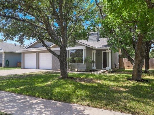 13024 Garfield Ln, Austin, TX 78727 - photo 1