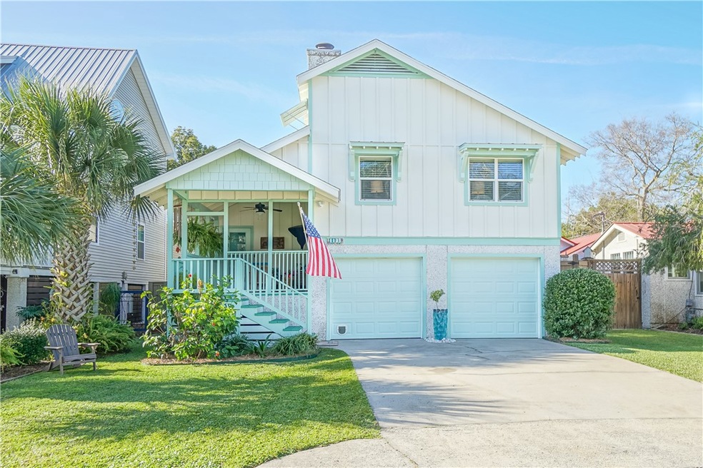 Carp Cottage - 2 blocks from the Beach