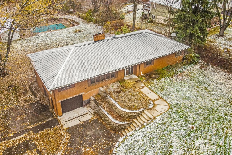 5405 W 450 N, La Porte, IN 46350 - photo 1