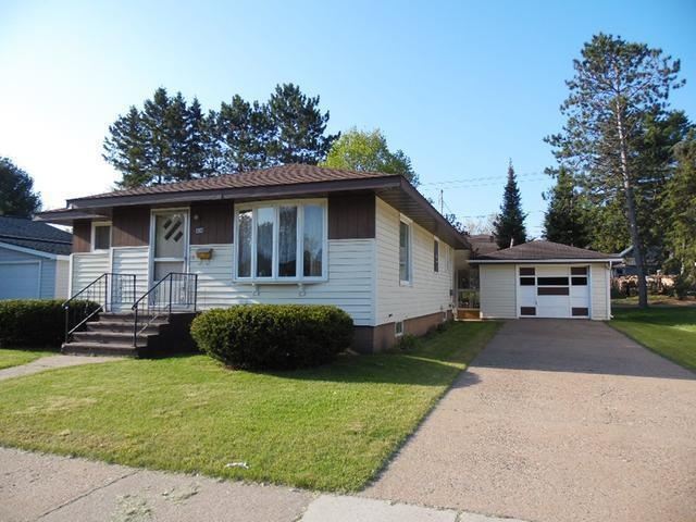 909 E 9th St, Merrill, WI 54452 - photo 1