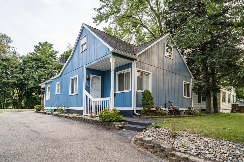 238 Laurel (1 of 1)