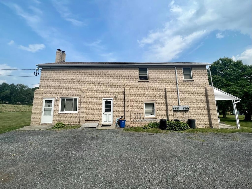 1695 Solomon Run Rd unit 2, Johnstown, PA 15904 - photo 1