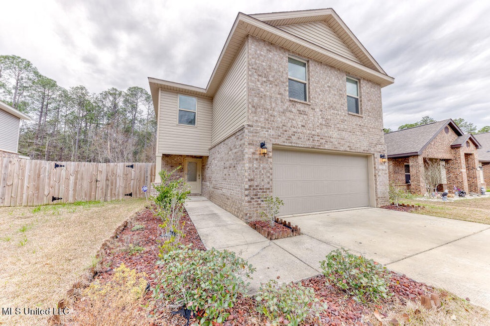 5265OverlookDr-4
