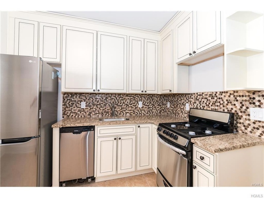 269 Columbus Ave unit 1, Tuckahoe, NY 10707 - photo 1