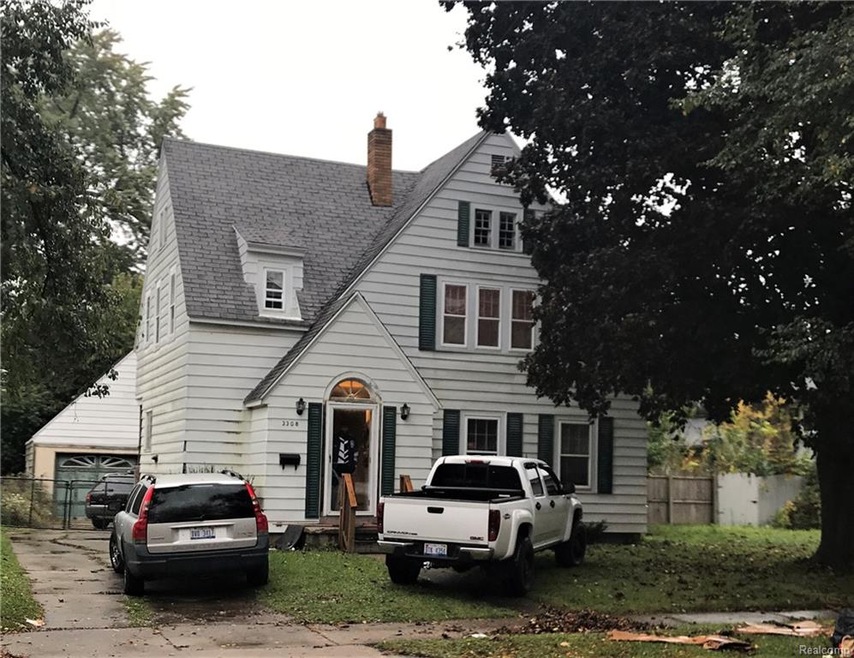 3308 Beecher Rd. front