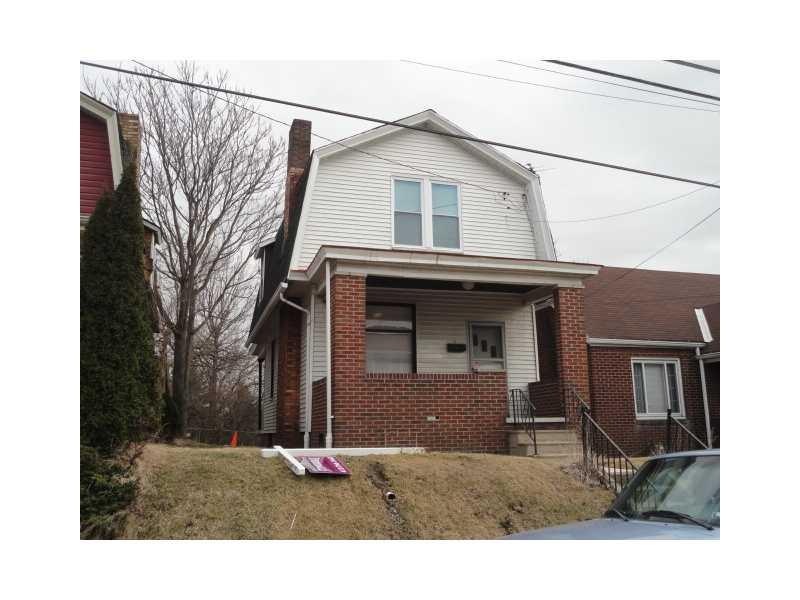 Exterior Front. Residential location along Deer La