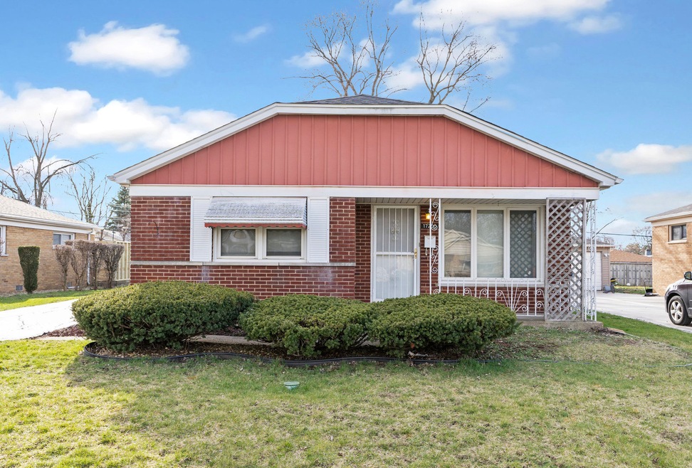 17200 Highland Ave, Hazel Crest, IL 60429 - photo 1