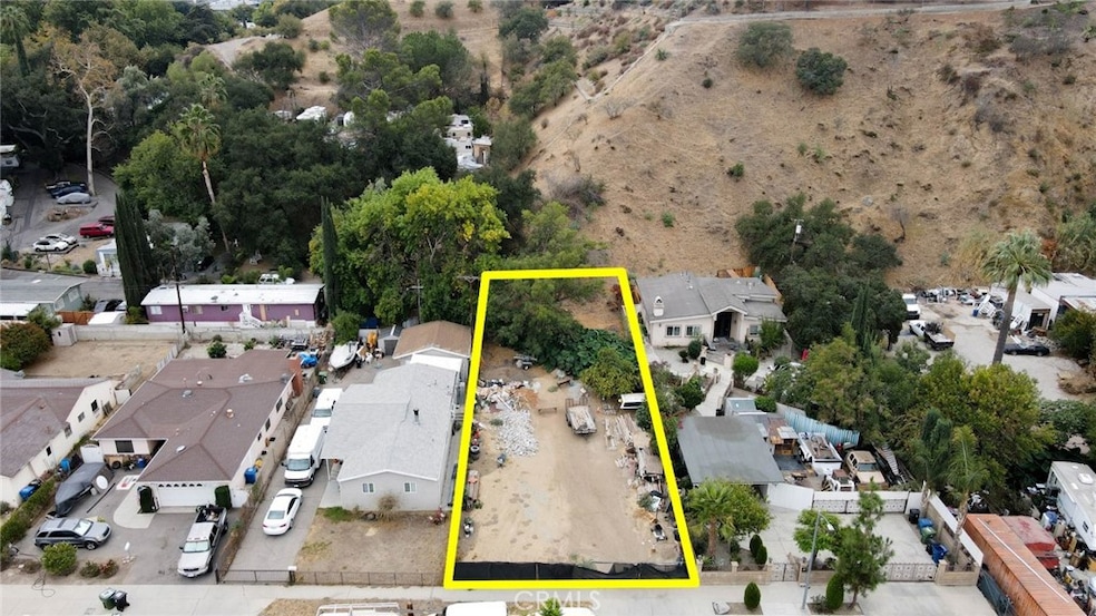 Outlines are approximations