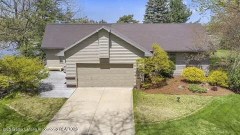 4.5 Locust Ln, Lansing, MI 48911 - photo 1