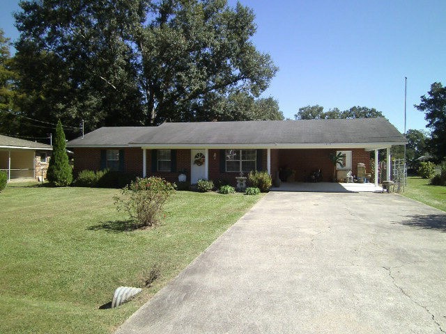 1103 Meadowbrook Ln, Tylertown, MS 39667 - photo 1