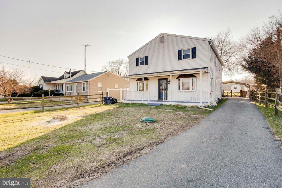 11129 Bird River Grove Rd, White Marsh, MD 21162 - photo 1