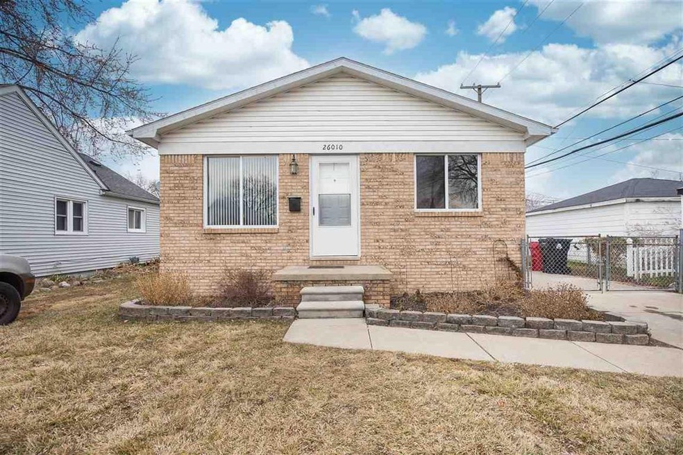 26010 Belanger St, Roseville, MI 48066 - photo 1