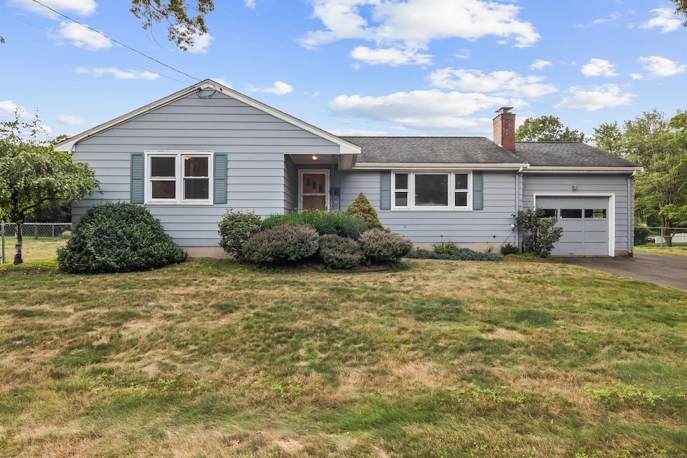 Under Contract $319,000 • Co-Listing Agent