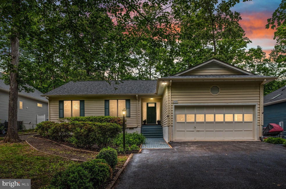 327 Fairway Dr, Locust Grove, VA 22508 - photo 1