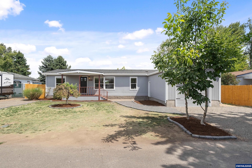 382 Chadbourne Ln NE, Salem, OR 97301 - photo 1