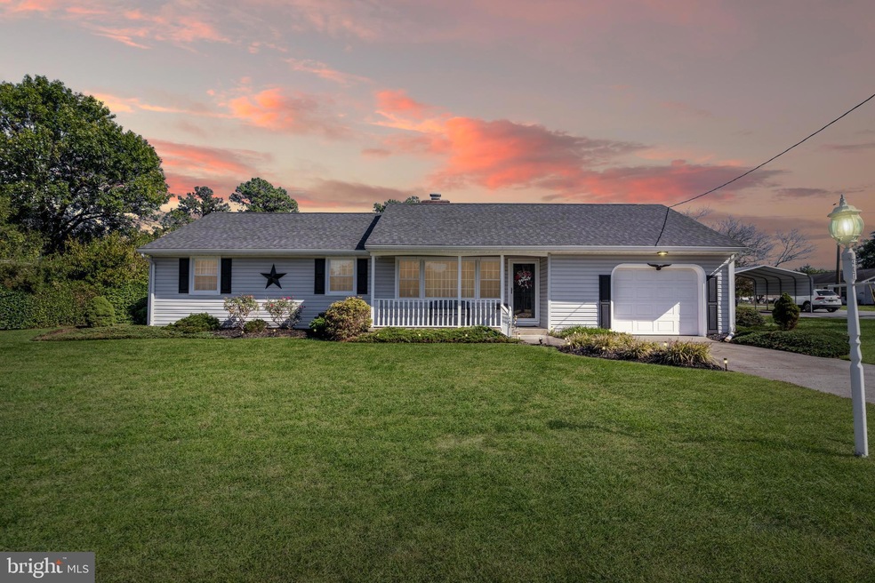 407 King St, Laurel, DE 19956 - photo 1