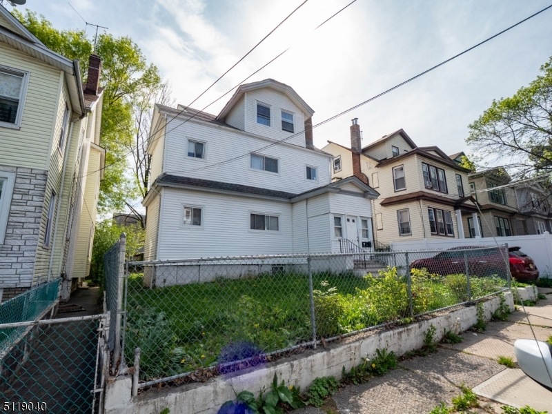 124 Scheerer Ave unit 126, Newark, NJ 07112 - photo 1