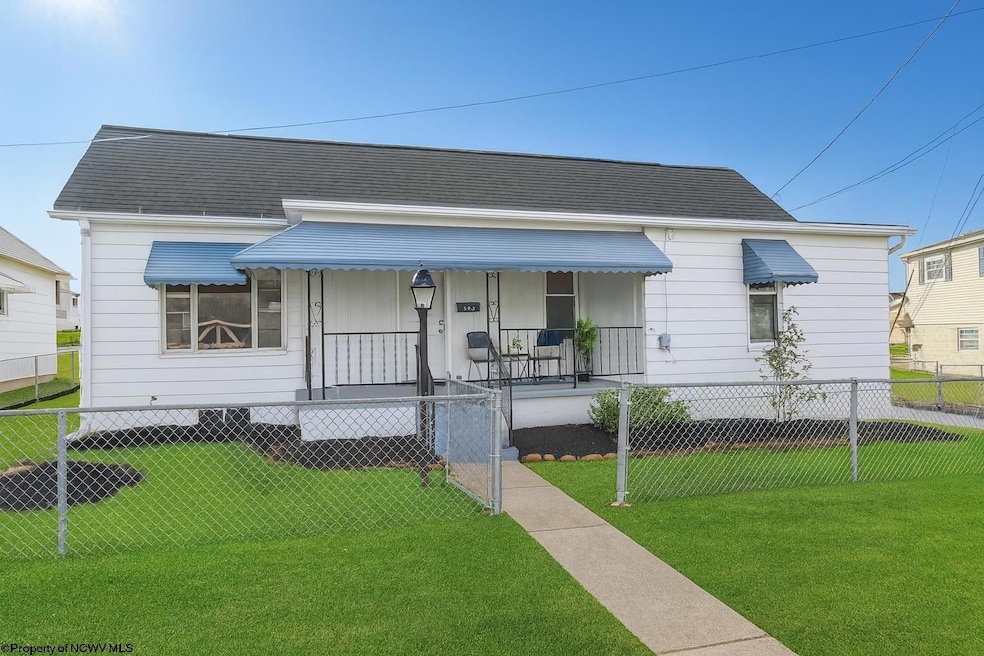 503 Ice St, Fairmont, WV 26554 - photo 1
