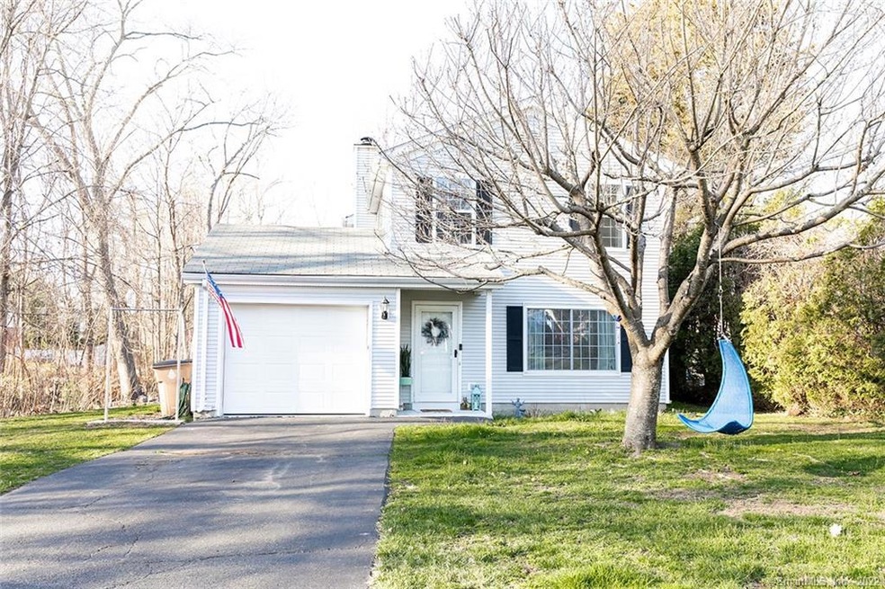 47 Emma Rd, Stamford, CT 06905 - photo 1