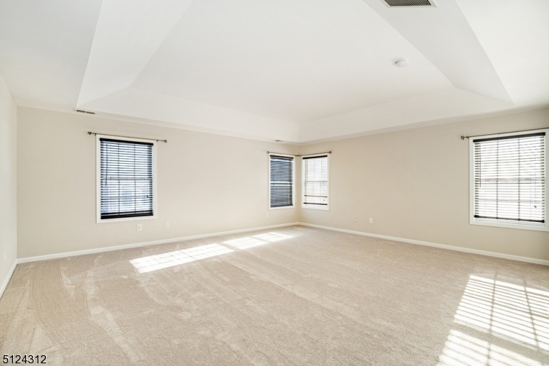 19 Setting Sun Dr, Hackettstown, NJ 07840 - photo 1