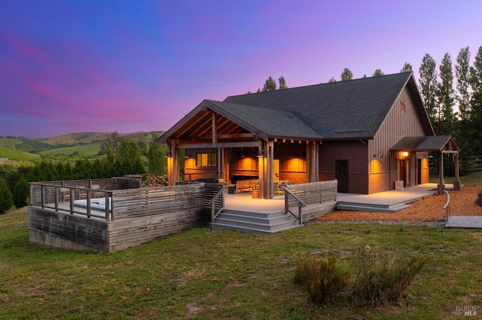 2836 Bloomfield Rd, Sebastopol, CA 95472 - photo 1